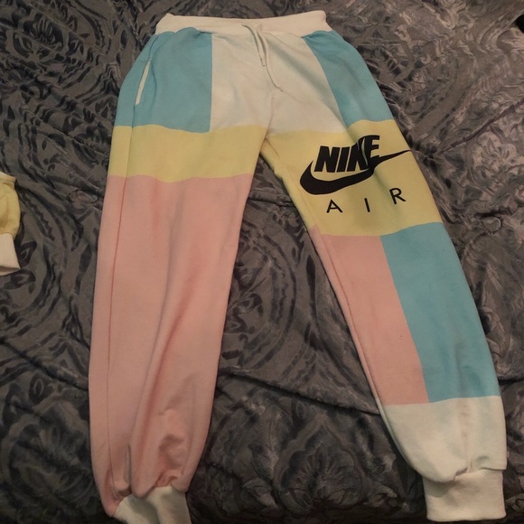 multicolor nike outfit